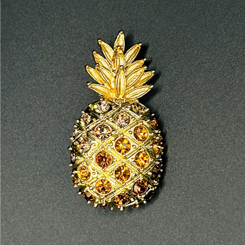 Vintage Gold Tone Ombré Rhinestone Pineapple Brooch - Amber & Topaz Fruit Pin